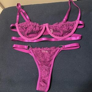 NWOT Two piece lingerie small